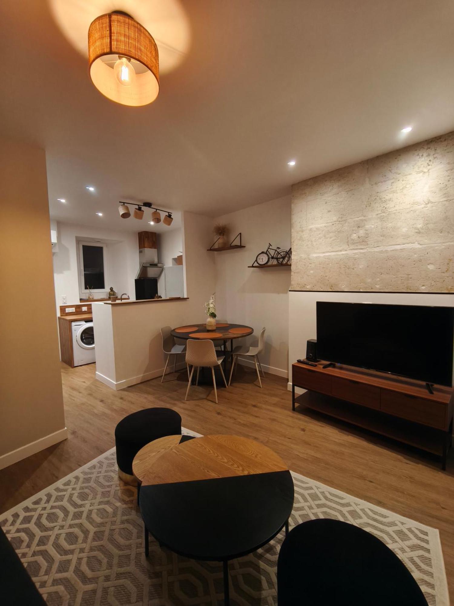 Appartement Centre Ville Historique Avec Terrasse Et Climatise 佩里格 外观 照片